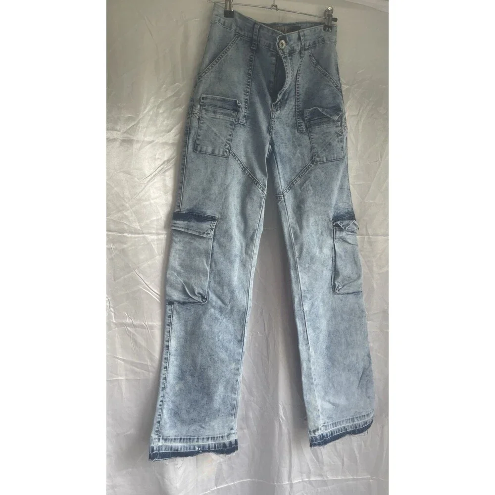 VIP jeans Women’s Size 28 Wide Leg Cargo Denim Light Blue Baggy y2k